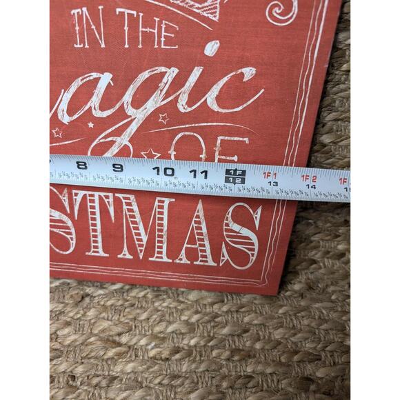 "Believe In The Magic Of Christmas" Red Canvas Box Sign 14"x11.5" Holiday Decor - Picture 3 of 4